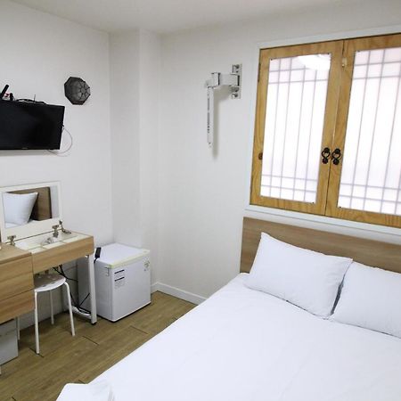 Hotel Golden Park Myeongdong Σεούλ Εξωτερικό φωτογραφία
